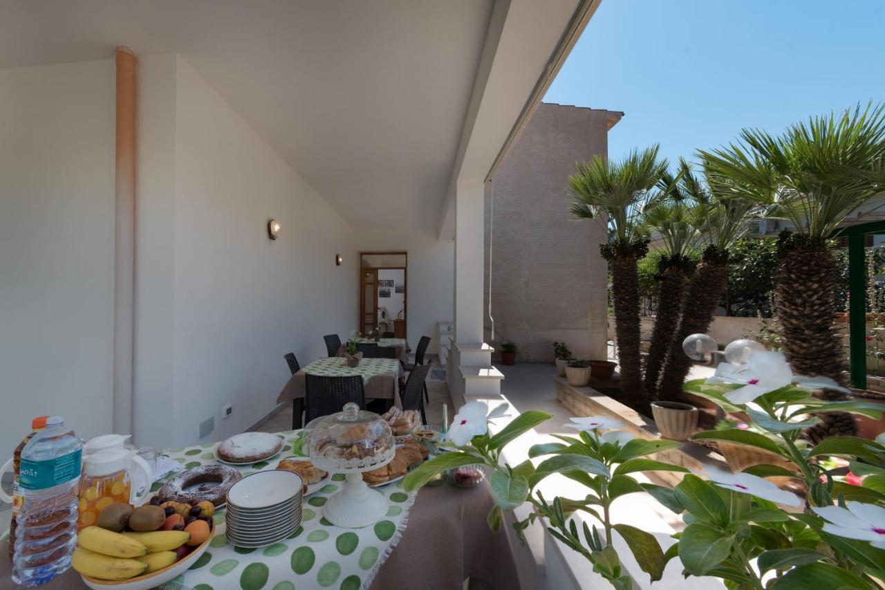 Tra La Montagna E Il Mare Bed & Breakfast San Vito Lo Capo Exterior photo