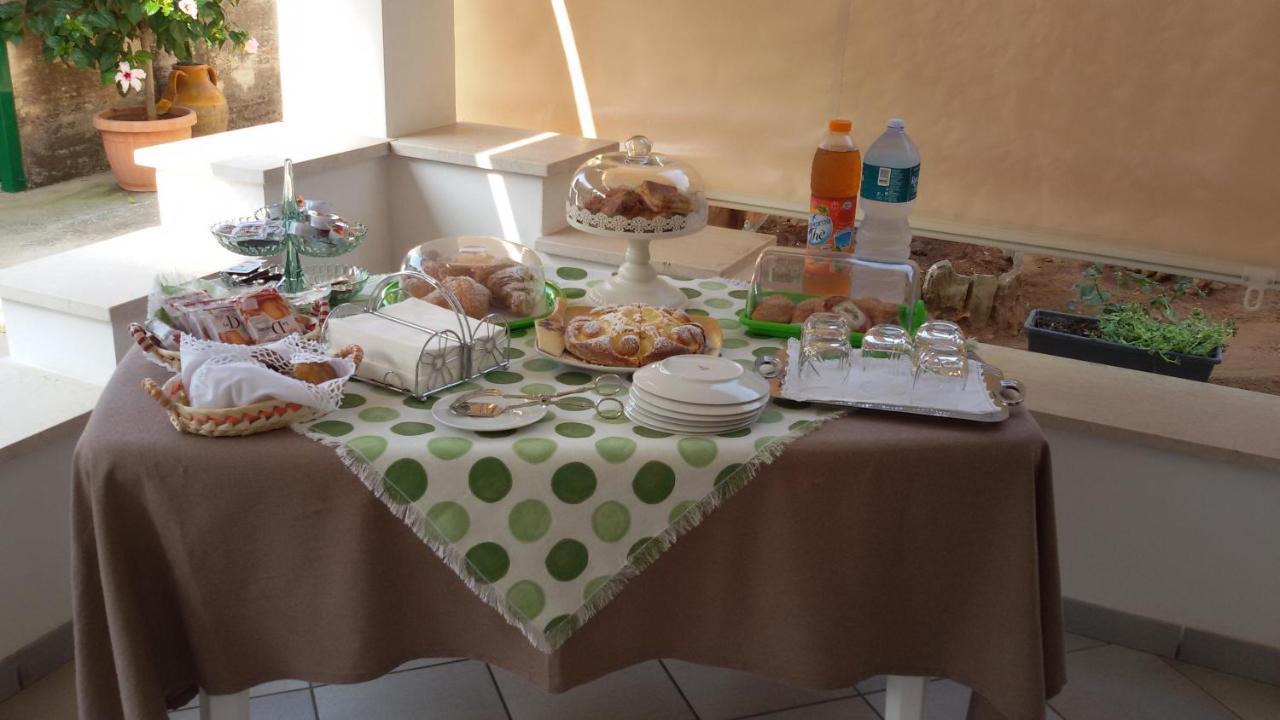Tra La Montagna E Il Mare Bed & Breakfast San Vito Lo Capo Exterior photo